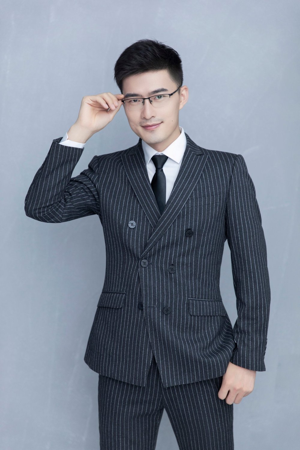 李佳个人形象照