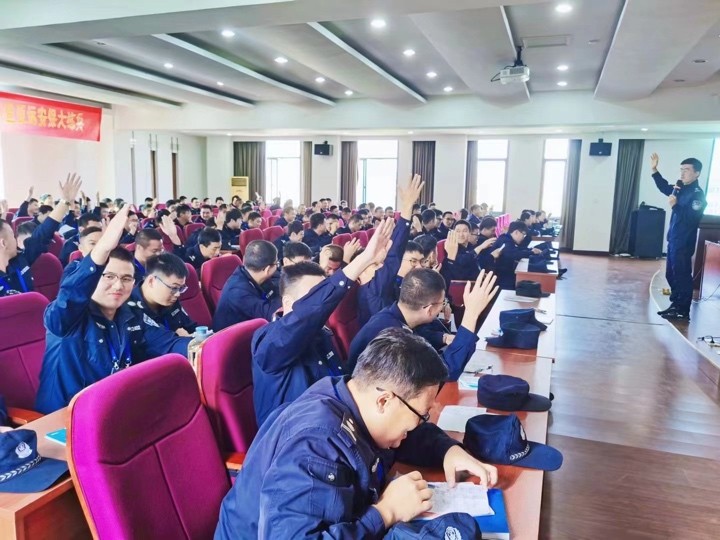 授课现场 · 大型会场